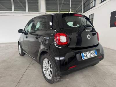Smart ForFour 90 0.9 Turbo twinamic Passion Nero usata Spilimbergo