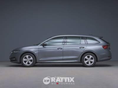 Skoda Octavia octavia wagon 1.0 e-tec executive dsg Grigio usata Barzago