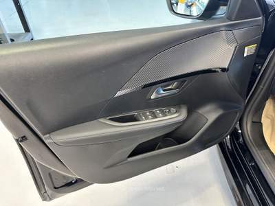Peugeot 208 1.2 PureTech Allure Nero usata Moncalieri