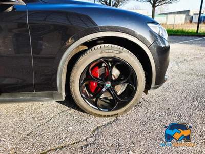 Alfa Romeo Stelvio 2.2 t Executive Q4 210cv auto Nero usata Porto Mantovano