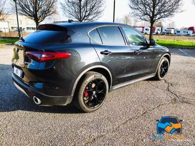 Alfa Romeo Stelvio 2.2 t Executive Q4 210cv auto Nero usata Porto Mantovano