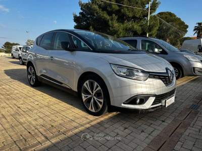 Renault Scénic  1.5 dci energy Intens 110cv Grigio usata Alessano