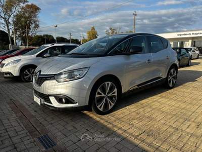 Renault Scénic  1.5 dci energy Intens 110cv Grigio usata Alessano