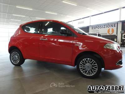 Lancia Ypsilon 0.9 T.Air 85 CV 5 porte Metano Ecochic Gold Rosso usata CORIANO