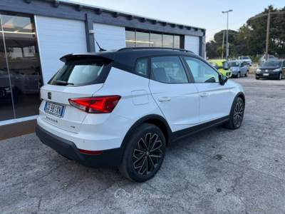 Seat Arona Arona 1.0 TGI FR Bianco usata Mesagne