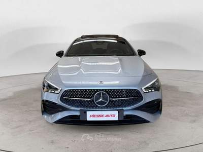 Mercedes-Benz CLA d Shooting Brake  AMG Line Premium - TETTO Argento usata Milano
