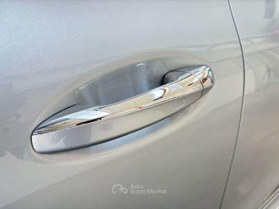 Mercedes-Benz CLA d Shooting Brake  AMG Line Premium - TETTO Argento usata Milano