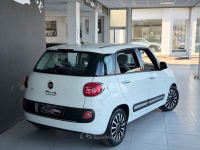 Fiat 500L 1.4 95 CV Lounge Cinghia Fatta Bianco usata CARESANABLOT