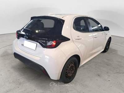 Toyota Yaris Hybrid Active MY20 FINO A 3 ANNI DI GARANZIA E 3 ANNI DI MANUTENZIONE ORDINARIA Bianco usata Salerno