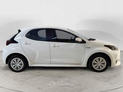 Toyota Yaris Hybrid Active MY21 FINO A 3 ANNI DI GARANZIA E 3 ANNI DI MANUTENZIONE Bianco usata Salerno
