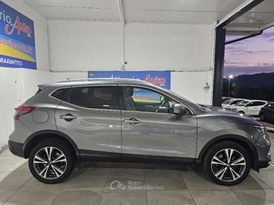 Nissan Qashqai 1.7 dCi 150 CV 4WD CVT N-Connecta aut. Grigio usata ADRANO