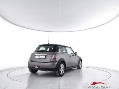 MINI One 1.6 16V One (72kW) Oro usata Corciano
