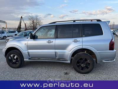 Mitsubishi Pajero 3.2 DI-D 16V 7posti  CAMBIO  AUTOMATICO Argento usata Arezzo