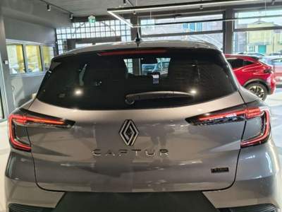 Renault Captur Full Hybrid E-Tech 160 CV Techno Verde usata Este