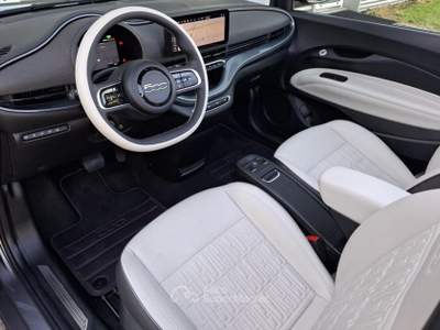 Fiat 500 LaPrima 42 kWh CABRIOLET Bianco usata Montoro