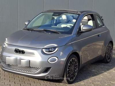 Fiat 500 LaPrima 42 kWh CABRIOLET Bianco usata Montoro