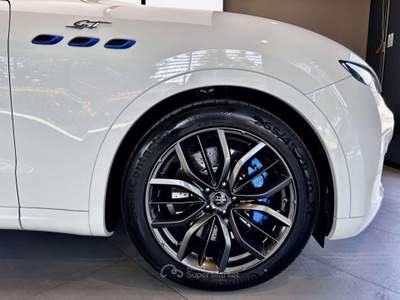 Maserati Levante 2.0 mhev GT 330cv auto, ADAS, Tetto Panoramico Bianco usata Venaria Reale