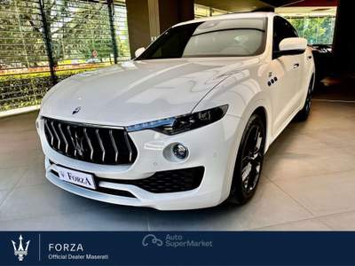 Maserati Levante 2.0 mhev GT 330cv auto, ADAS, Tetto Panoramico Bianco usata Venaria Reale