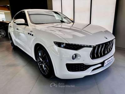Maserati Levante 2.0 mhev GT 330cv auto, ADAS, Tetto Panoramico Bianco usata Venaria Reale