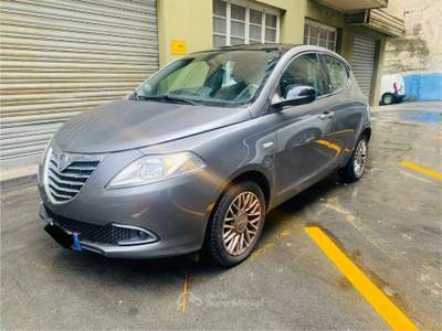 Lancia Ypsilon 1.2 69 CV 5 porte Platinum Grigio usata Genova