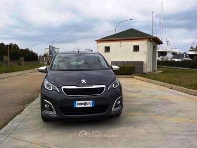 Peugeot 108 VTi 68 ETG 5 porte Allure Grigio usata Gallipoli