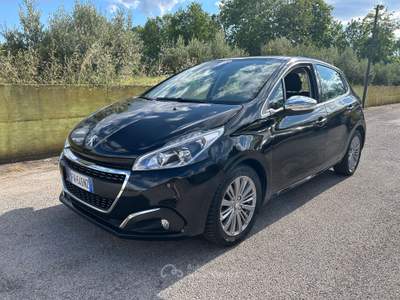 Peugeot 208 GARANZIA 12 MESI usata Aprilia Peugeot 208 GARANZIA 12 MESI usata Aprilia
