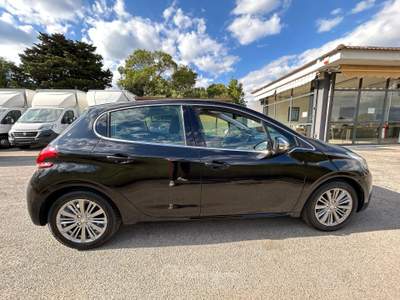 Peugeot 208 GARANZIA 12 MESI usata Aprilia