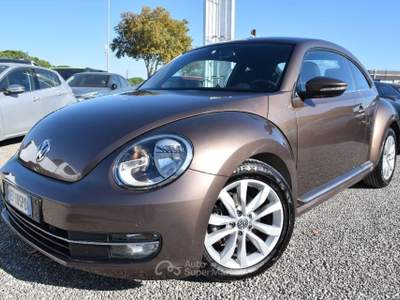 Volkswagen Maggiolino 1.6 TDI Design Marrone usata Montalto di Castro