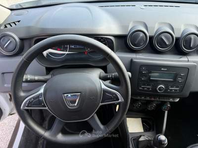 Dacia Duster 1.5 dci 110cv 4x4 Essential GANCIO TRAINO Bianco usata Rocca Priora
