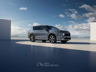 Mitsubishi Outlander 2.4L PHEV INSTYLE usata Mazzano