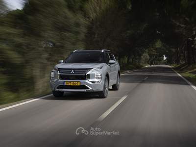 Mitsubishi Outlander 2.4L PHEV INFORM usata Mazzano