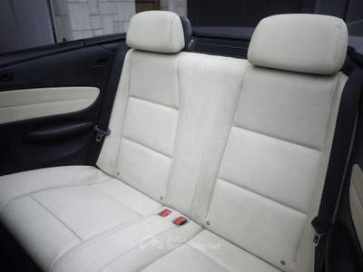 BMW Serie 1 118d 118d 2.0 143CV Cabrio Futura Unicoproprietario Nero usata Torino