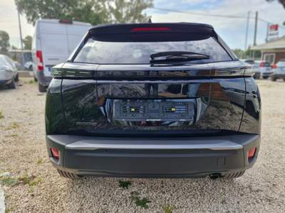 Peugeot 2008 Allure Pack KM 0 Nero usata Roma