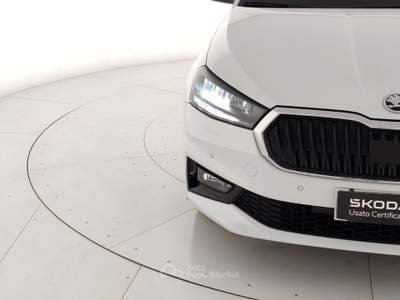 Skoda Fabia Fabia 1.0 MPI 80 CV Young Edition Bianco usata Massa