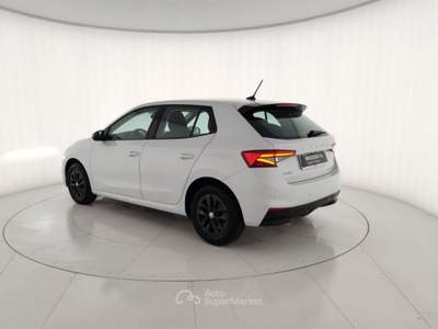 Skoda Fabia Fabia 1.0 MPI 80 CV Young Edition Bianco usata Massa