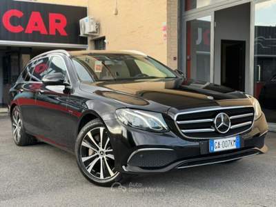 Mercedes-Benz Classe E E 300 de S.W. Auto EQ-Power Business Sport Nero usata Roma