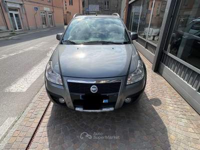 Fiat Sedici 1.6 16v Dynamic 4x4 107cv Grigio usata Como