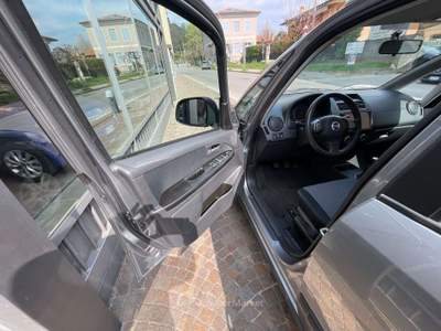 Fiat Sedici 1.6 16v Dynamic 4x4 107cv Grigio usata Como