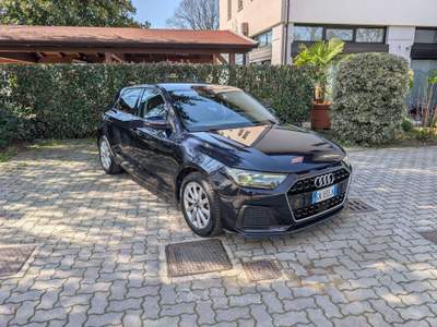 Audi A1 Sportback 30 1.0 tfsi Admired Advanced s-tronic Blu/Azzurro usata Cairate