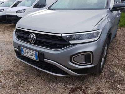 Volkswagen T-Roc 2.0 tdi dsg life 150 cv Argento usata Roma