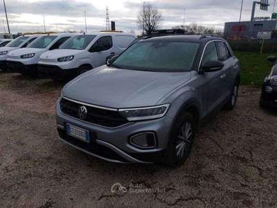 Volkswagen T-Roc 2.0 tdi dsg life 150 cv Argento usata Roma