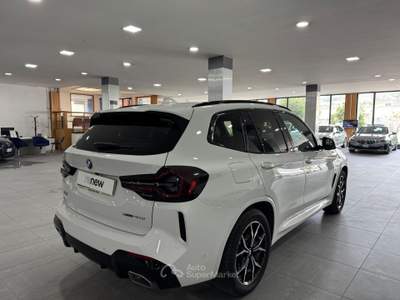 BMW X3 xDrive20D MHEV 48v 2.0 190cv Bianco usata Pozzuoli