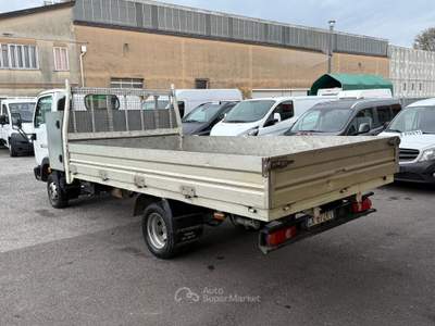Nissan Cabstar .35 3.0 Tdi 120 CV CASSONE FISSO usata Pianiga