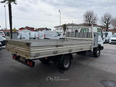 Nissan Cabstar .35 3.0 Tdi 120 CV CASSONE FISSO usata Pianiga