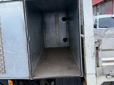 Nissan Cabstar .35 3.0 Tdi 120 CV CASSONE FISSO usata Pianiga