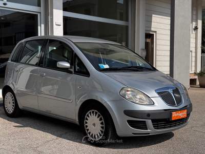 Lancia Musa Passaggio escluso Argento usata Roseto degli Abruzzi
