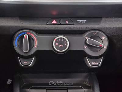 Kia Stonic 1.2 dpi Urban 84cv Tua da €186 al Mese Blu/Azzurro usata Roma