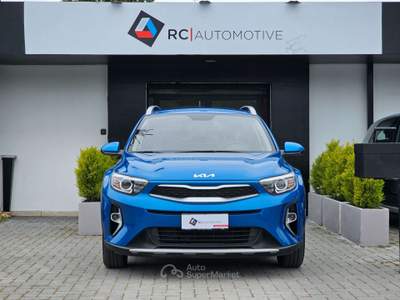 Kia Stonic 1.2 dpi Urban 84cv Tua da €186 al Mese Blu/Azzurro usata Roma
