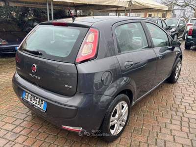 Fiat Punto Evo 5 porte Dynamic GPL - garanzia Grigio usata Palestrina