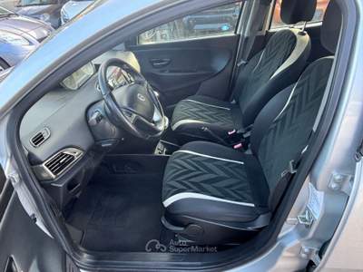 Lancia Ypsilon 85 CV 5 porte S&amp;S DFN Platinum Argento usata Palestrina
